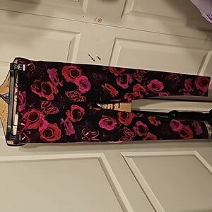 Nwt S/M soft leggings #23